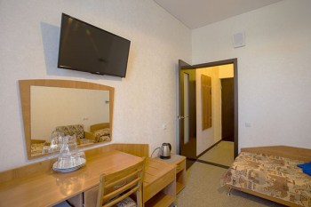 room2-8